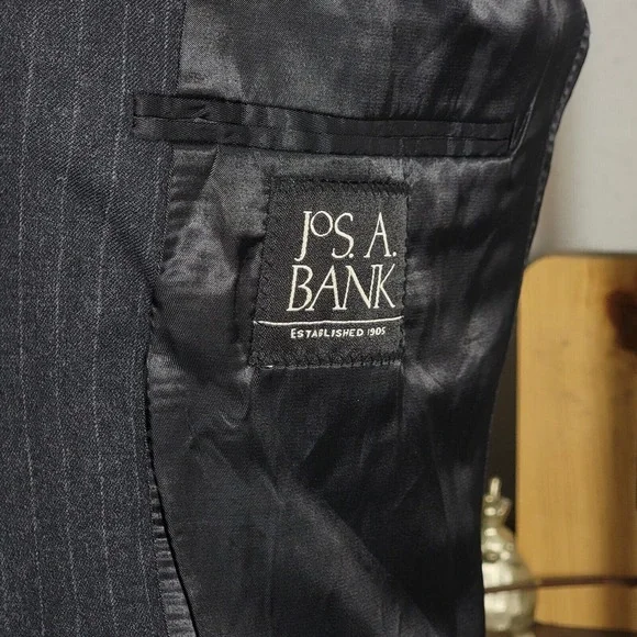JOS A BANK Men's Flannel Sport Coat Two Button Black‎ Striped Wool Cashmere 43R